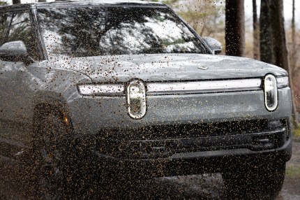 Rivian lost $1.46B in Q2 as it drives toward a VW-linked future